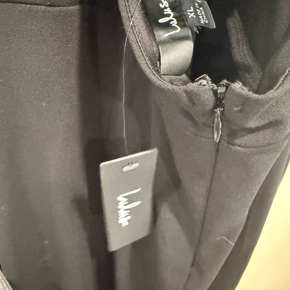 Lulu's Black strapped  Maxi Dress - Picture 6 of 8
